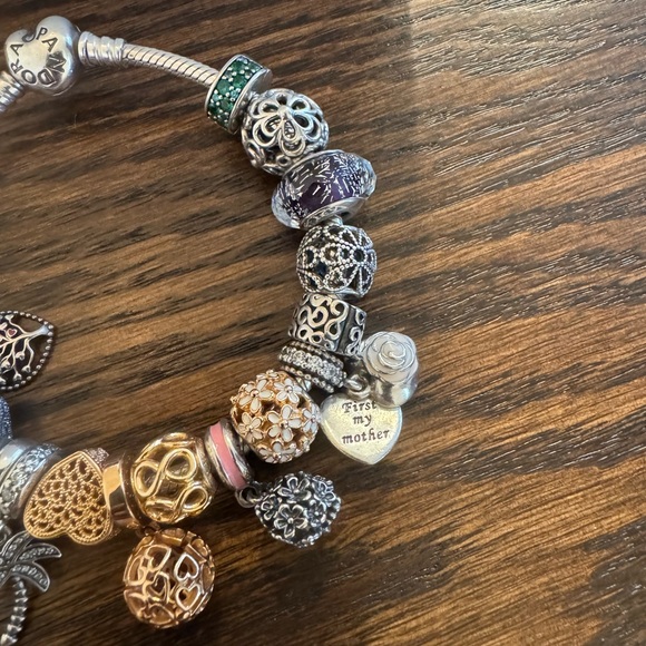 Pandora Moments Heart Clasp Snake Chain Bracelet with charms - Picture 5 of 15